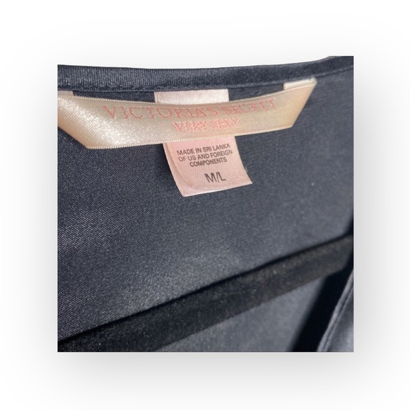 Victoria’s Secret ☀︎︎ Very Sexy Silky Chandelier Print Satin Robe ☀︎︎ Black M L - Picture 9 of 16